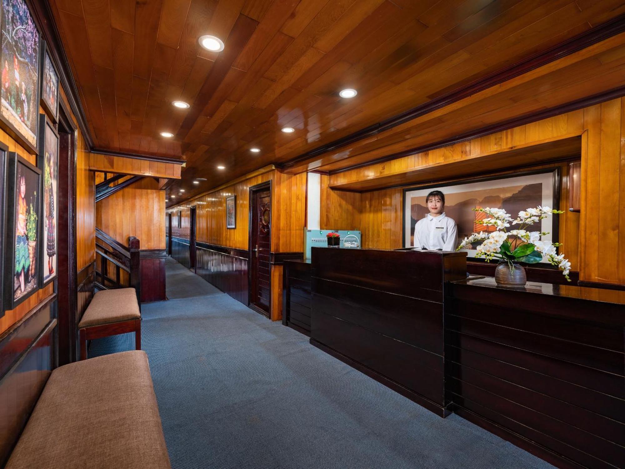 Hera Boutique Cruise Ha Long Bay מראה חיצוני תמונה