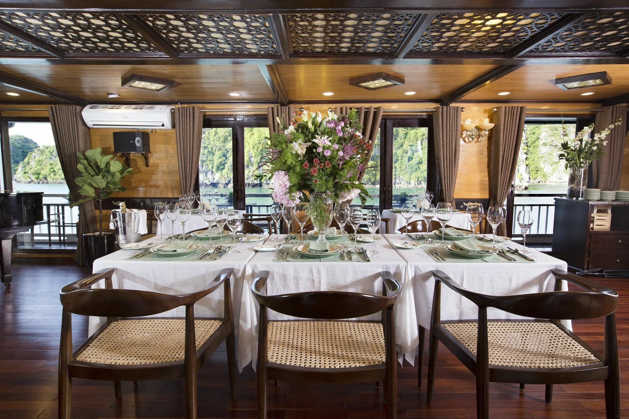 Hera Boutique Cruise Ha Long Bay מראה חיצוני תמונה