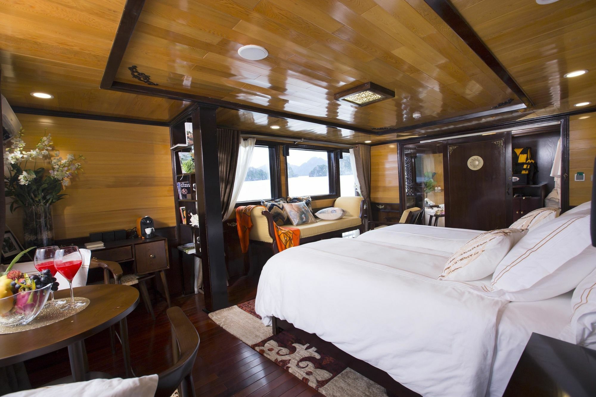 Hera Boutique Cruise Ha Long Bay מראה חיצוני תמונה