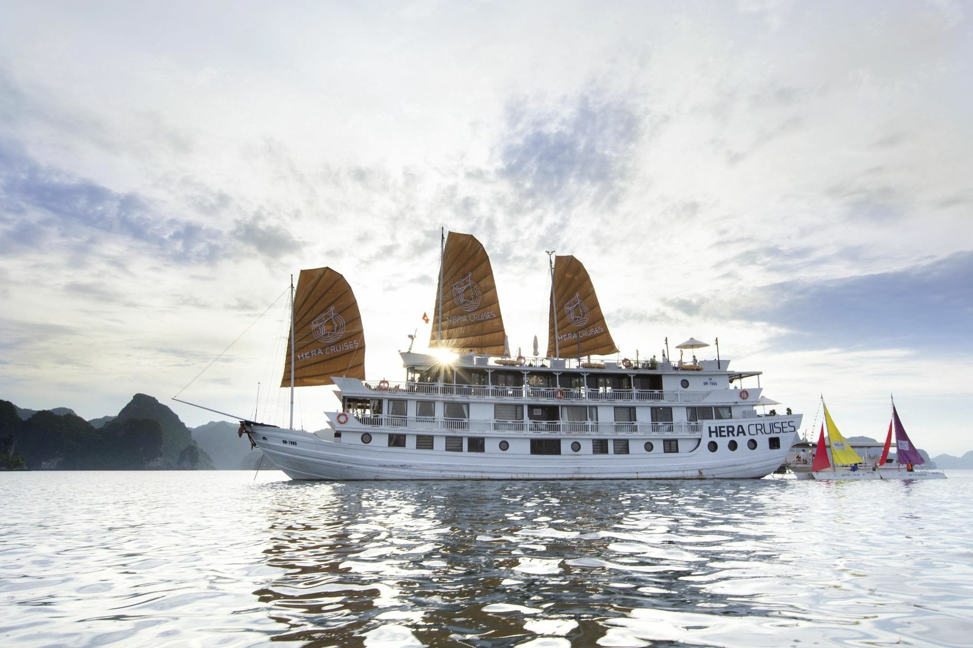 Hera Boutique Cruise Ha Long Bay מראה חיצוני תמונה